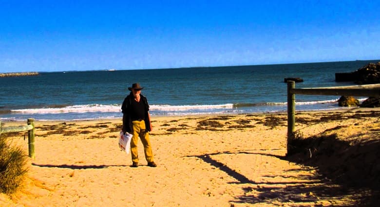 Bathers Beach on the Indian Ocean in Freemantle, Western Australia Bathers Beach on the Indian Ocean in Freemantle, Western Australia
